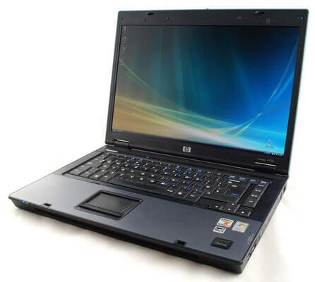 Замена петель на ноутбуке HP Compaq 6715b